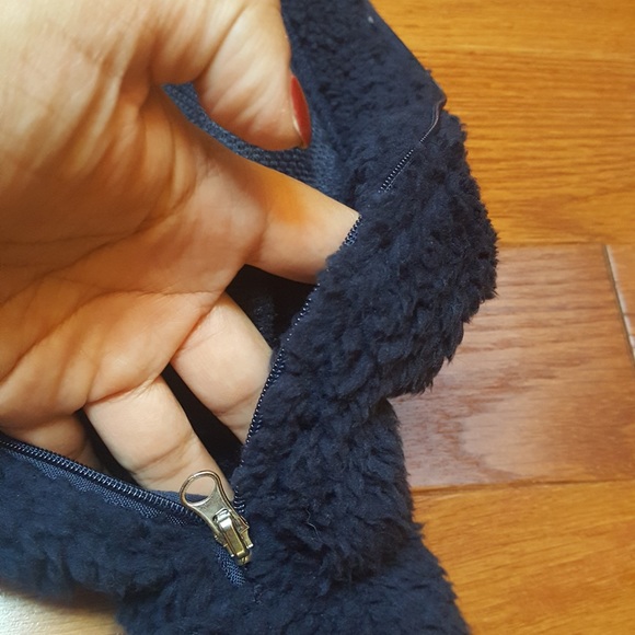 Coat - Picture 10 of 10